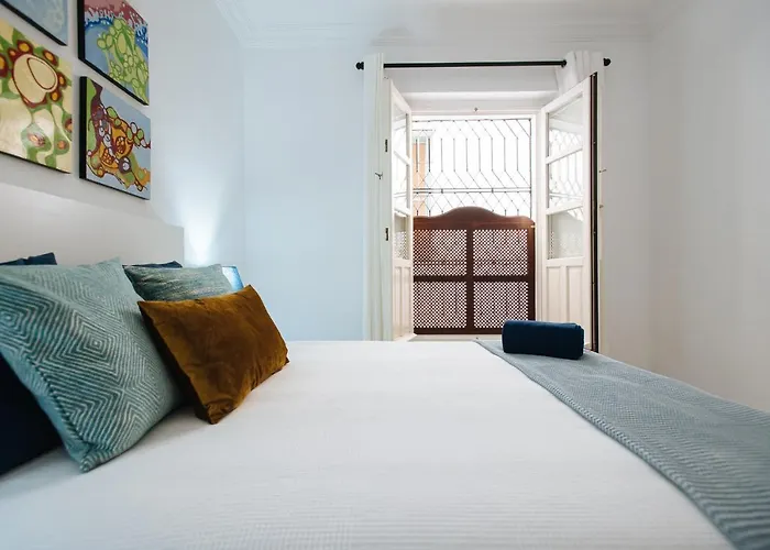 Holi-Rent Lanza